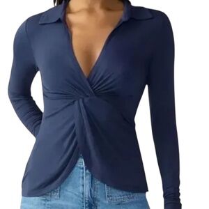 SANCTUARY LONG SLEEVE TWISTED DREAMGIRL TOP IN NAVY